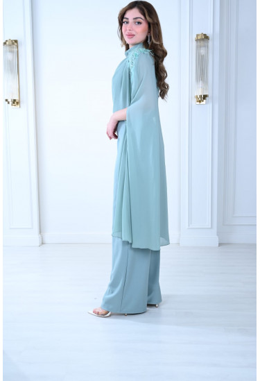 جمبسوت سهرة أنيقة بتصميم الكاب الفاخر