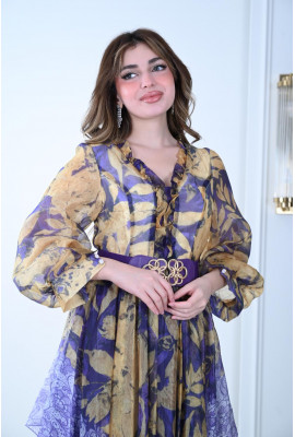 فستان ملكي بتصميم فاخر 