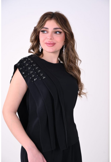 طقم نسائي بطيات جانبية طقم نسائي بطيات جانبية