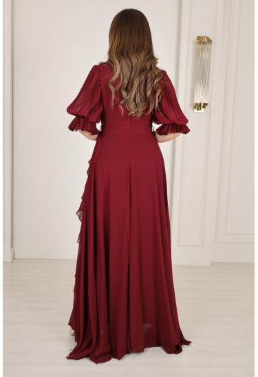 فستان أنيق بتصميم فخم ولمسات راقية