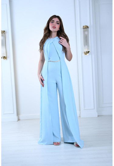 جمبسوت أنيق بلمسات فاخرة جمبسوت أنيق بلمسات فاخرة