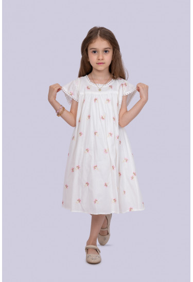 فستان بناتي بنقوش رقيقه