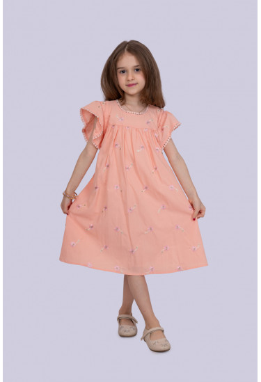 فستان بناتي بتطريز رقيق