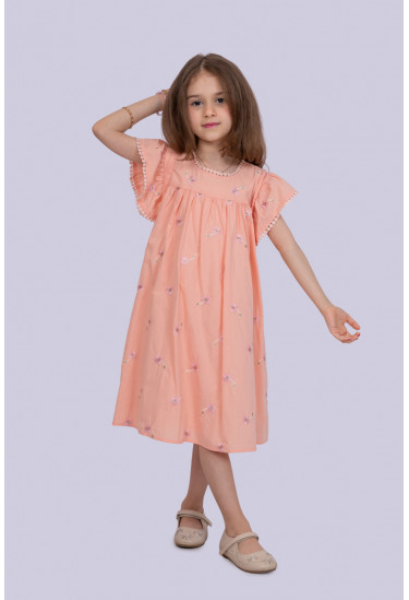 فستان بناتي بتطريز رقيق