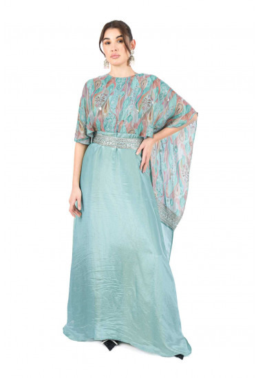 فستان سهرة بكاب مطرز