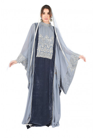 جلابية طويلة فخمة