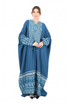 جلابية نسائية بنقوش هندسية