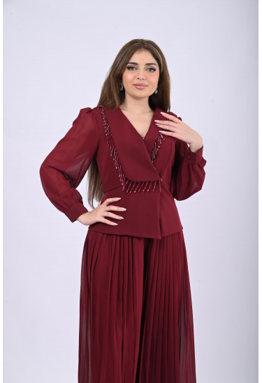 طقم نسائي كلاسيكي ٢ قطعة طقم نسائي كلاسيكي ٢ قطعة