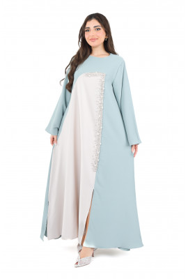 جلابية نسائية مرصعة بالؤلؤ