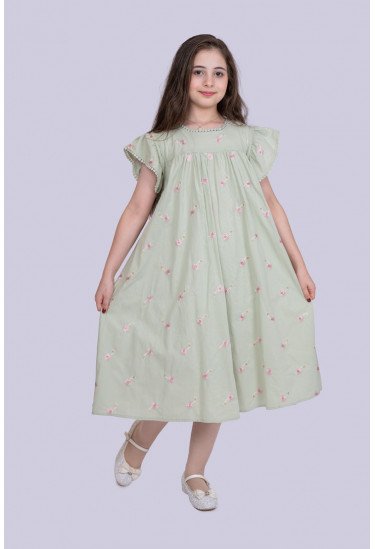 فستان بناتي بتطريز رقيق