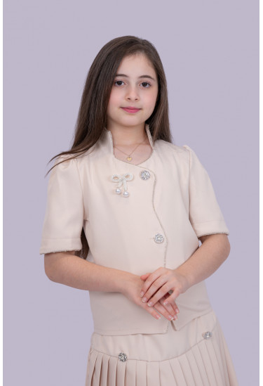 طقم بناتي بتصميم عصري أنيق طقم بناتي بتصميم عصري أنيق