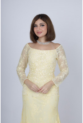 فستان سهرة نسائي مكشوف الأكتاف