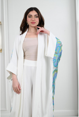 بشت نسائي بطباعات ملونة