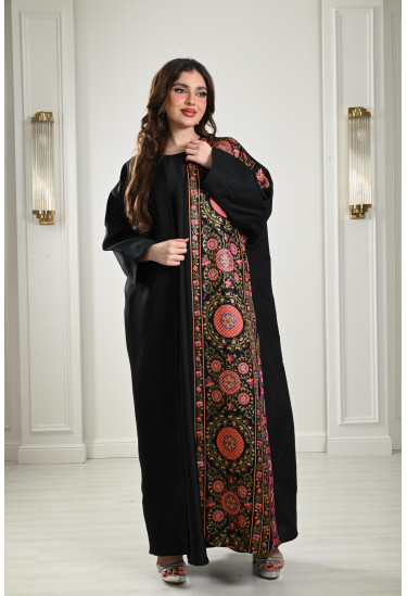 بشت بنمط كيمونو مطرز