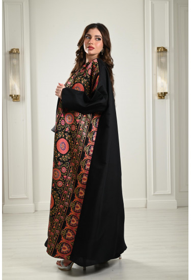 بشت بنمط كيمونو مطرز