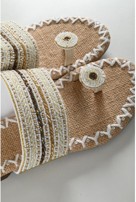 أحذية نسائية تصميم مودرن