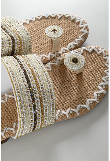 أحذية نسائية تصميم مودرن أحذية نسائية تصميم مودرن