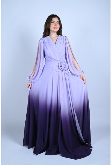 فستان طويل بكتل الألوان