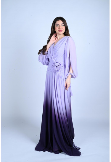 فستان طويل بكتل الألوان