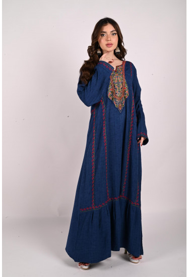 جلابية طويلة بتطريز رقيق جلابية طويلة بتطريز رقيق