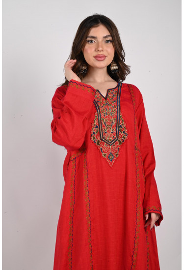 جلابية طويلة بتطريز رقيق جلابية طويلة بتطريز رقيق