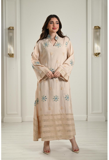 جلابية أنيقة بتطريز رقيق