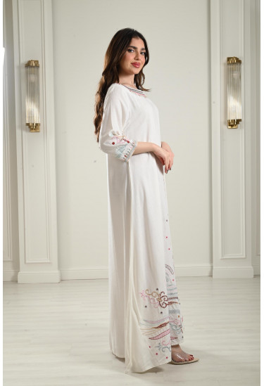 جلابية كتان طويلة مطرزة جلابية كتان طويلة مطرزة