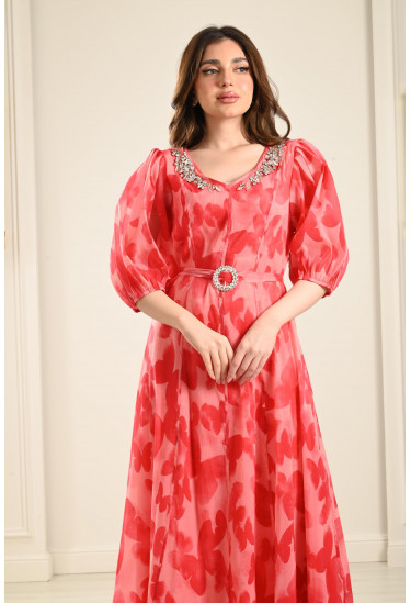 فستان طويل بطباعات ناعمة فستان طويل بطباعات ناعمة