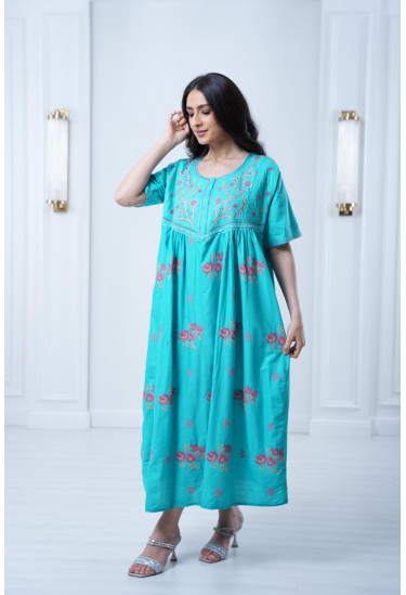 جلابية ميدي قصيرة مطرزة