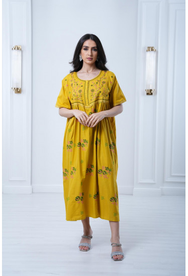 جلابية ميدي قصيرة مطرزة