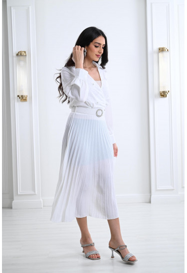 فستان ميدي بتطريزات رقيقة 