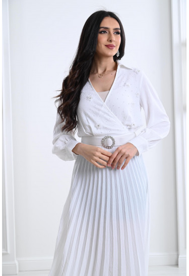 فستان ميدي بتطريزات رقيقة 