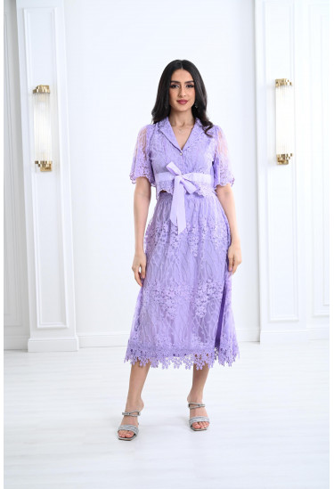 طقم نسائي من الدانتيل تنورة و بلوزة طقم نسائي من الدانتيل تنورة و بلوزة