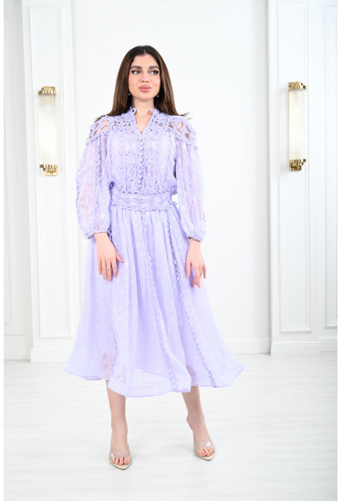 طقم نسائي بلوزة و تنورة