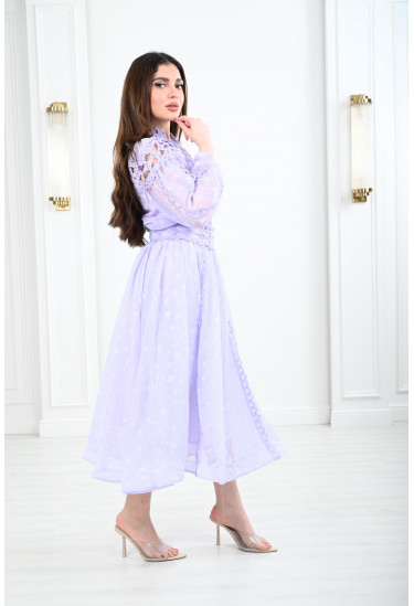 طقم نسائي بلوزة و تنورة