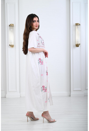 جلابية ماكسي مطرزة