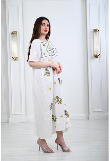 جلابية ماكسي مطرزة