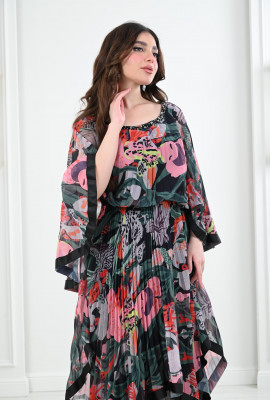 فستان نسائي طويل بقصات مختلفة 