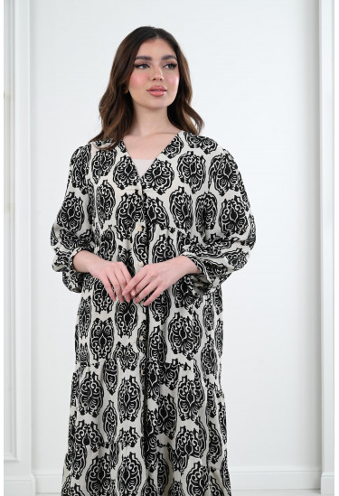 جلابية نسائية كلاسيكية بطباعات رقيقة