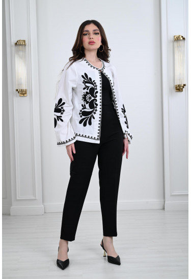 جاكيت منقوش بقصة أنيقة