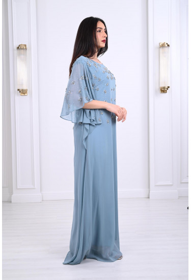 جلابية نسائية مطرزة