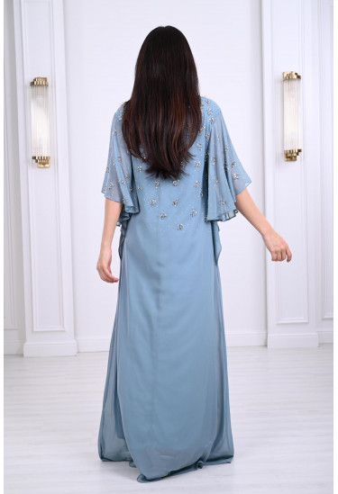 جلابية نسائية مطرزة