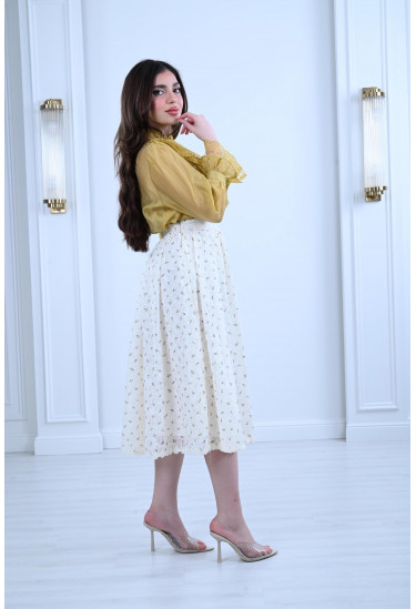 طقم ميدي مُزين بدانتيل