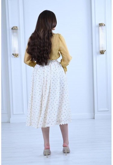 طقم ميدي مُزين بدانتيل