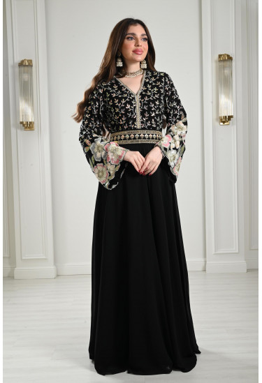 جلابية فاخرة مطرزة