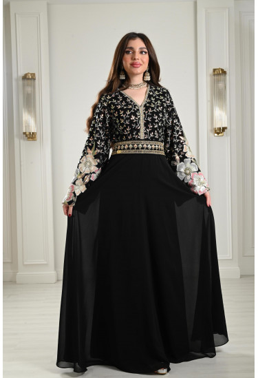 جلابية فاخرة مطرزة