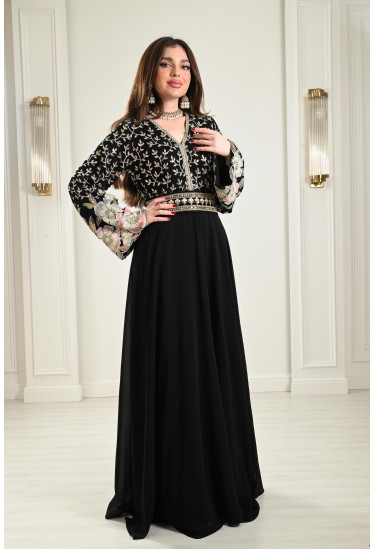 جلابية فاخرة مطرزة