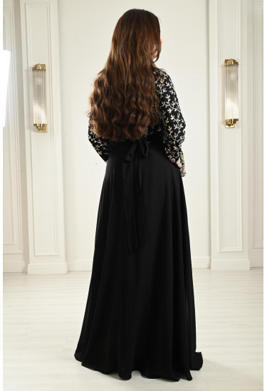 جلابية فاخرة مطرزة