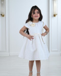 فستان أطفال بتصميم مودرن يواكب موضة العصر