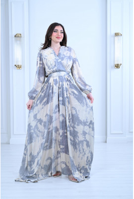 فستان طويل من نسيج لامع